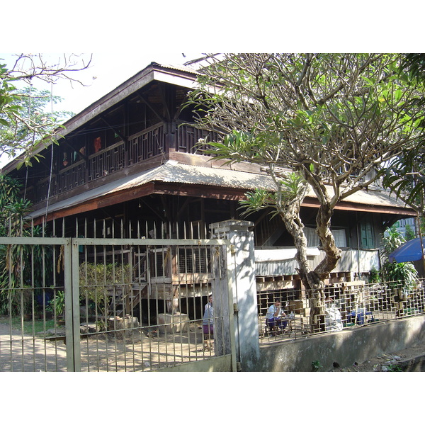 Photo Birmanie (Myanmar) Rangoun 2005-01 231