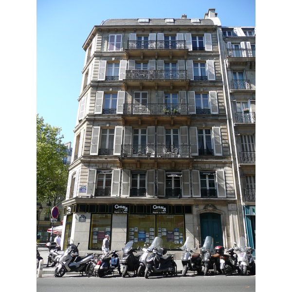 Photo France Paris Rue La Fayette 2007-08 113