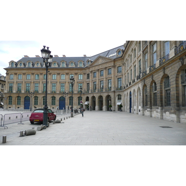Photo France Paris Place Vendome 2007-07 41