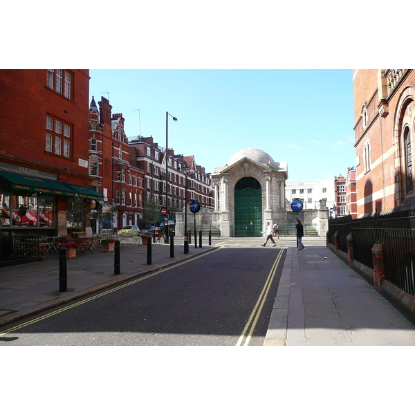 Photo Royaume-Uni Londres Rue WeighHouse 2007-09 14