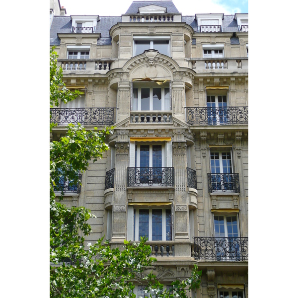 Photo France Paris Avenue Niel 2007-06 54