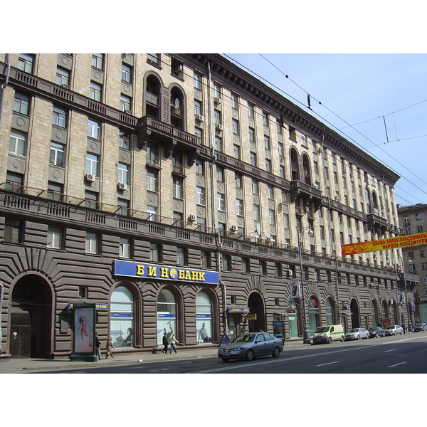 Photo Russie Moscou Rue Tverskaya 2005-04 159
