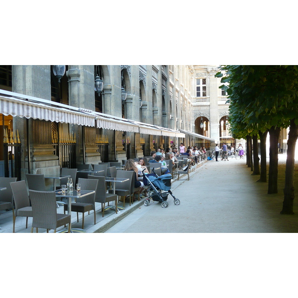 Photo France Paris Palais Royal 2007-08 51