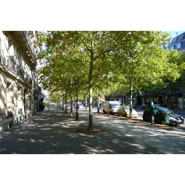 Photo France Paris Avenue de Friedland 2007-09 23