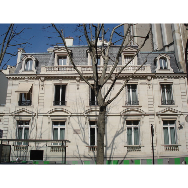Photo France Paris 17eme Arrondissement Boulevard de Courcelles 2006-03 15