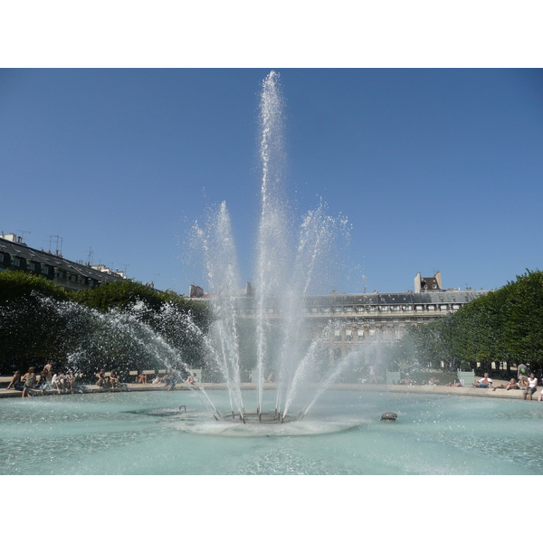 Photo France Paris Palais Royal 2007-08 93