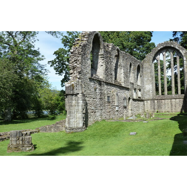 Photo Royaume-Uni Écosse Inchmahome Priory 2011-07 44