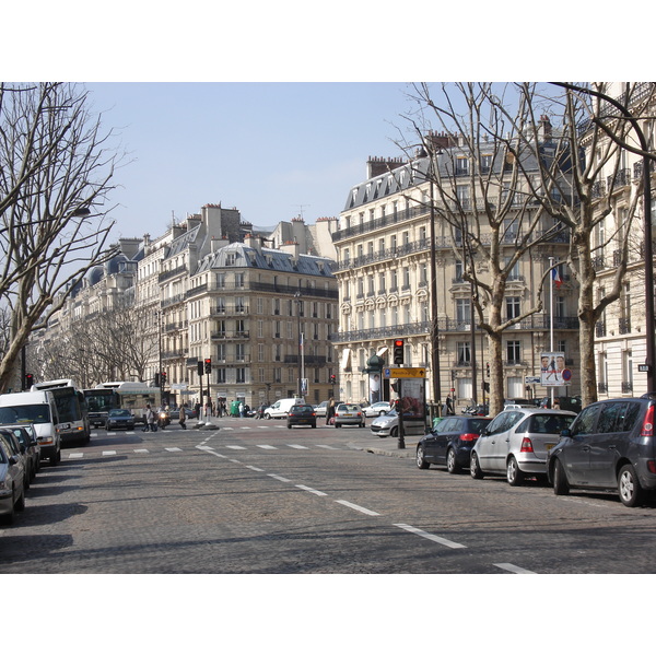 Photo France Paris 17eme Arrondissement Boulevard de Courcelles 2006-03 5