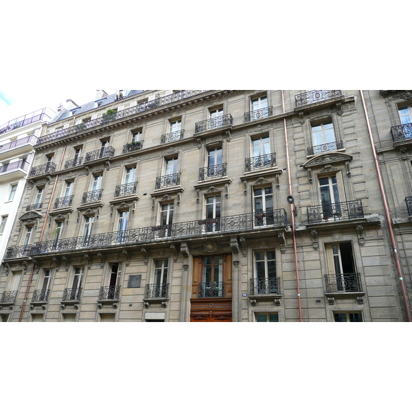 Photo France Paris 17eme Arrondissement Rue Jouffroy d'Abbans 2007-05 39