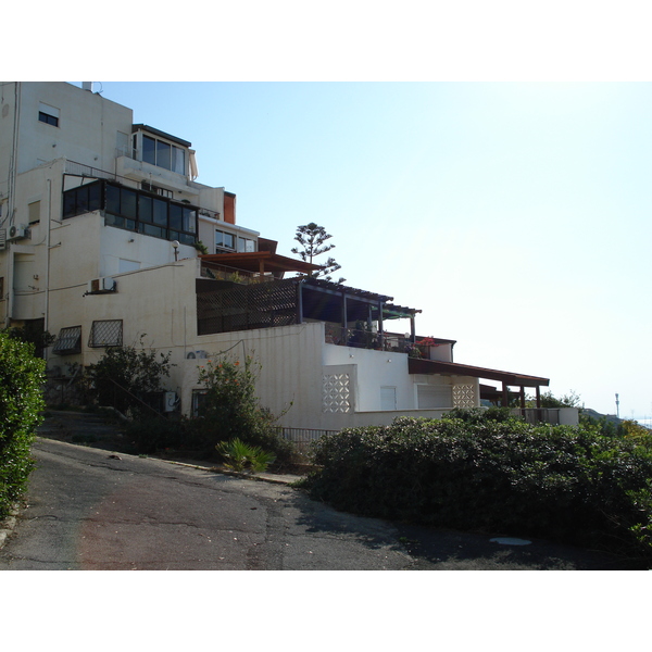 Photo Israel Haifa Carmel 2006-12 27