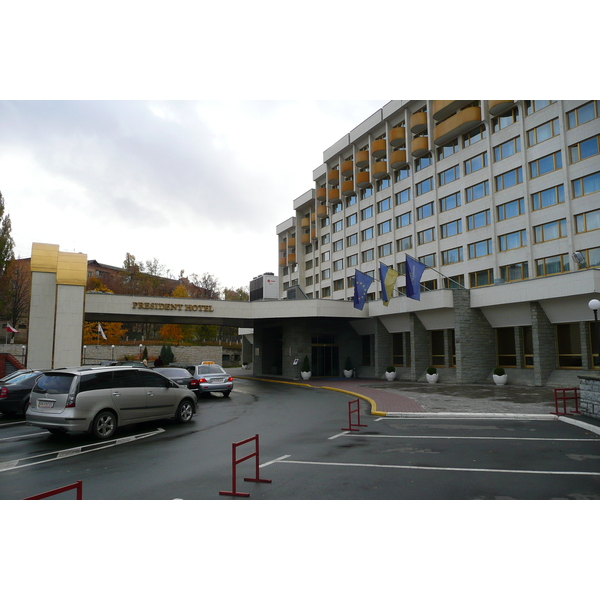 Photo Ukraine Kiev Hotel President 2007-11 11