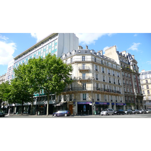 Photo France Paris 17eme Arrondissement Rue Jouffroy d'Abbans 2007-05 46