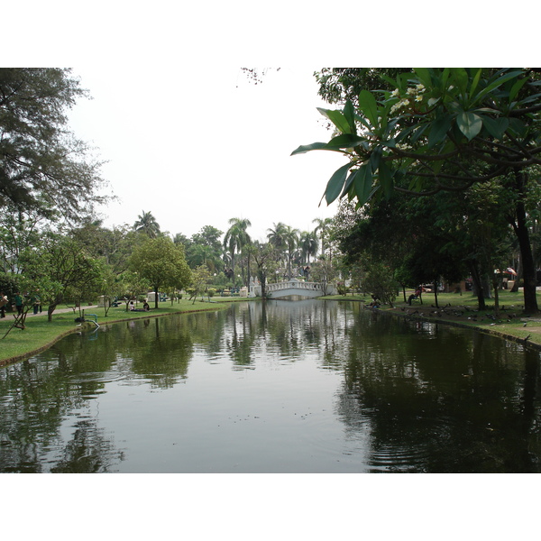 Photo Thaïlande Chiang Mai Centre(intra Canal) Jardin Buak Had 2006-04 0