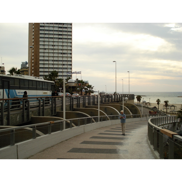 Photo Israel Tel Aviv Tel Aviv bord de mer 2006-12 68