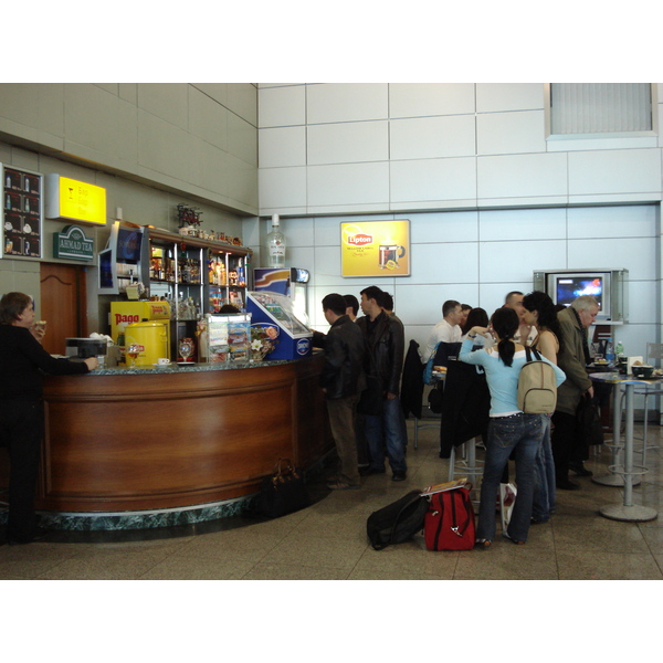 Photo Kazakhstan Aéroport d'Almaty 2007-03 19