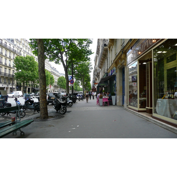 Photo France Paris Boulevard Malesherbes 2007-05 107