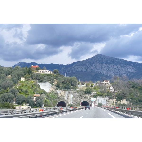 Photo France Côte d'Azur route de Nice à Menton 2008-03 76