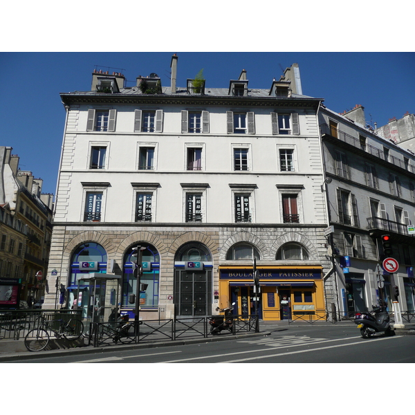 Photo France Paris Rue La Fayette 2007-08 25