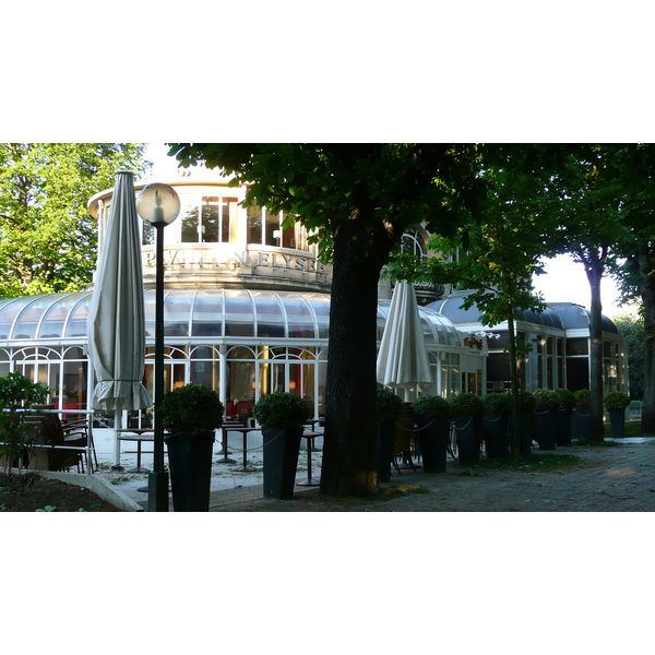 Photo France Paris Avenue des Champs Elysees 2007-04 64