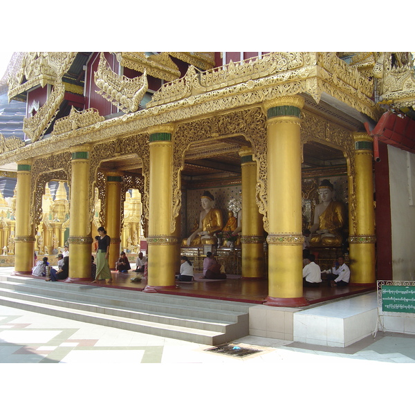 Photo Birmanie (Myanmar) Rangoun Pagode Shwedagon 2005-01 8