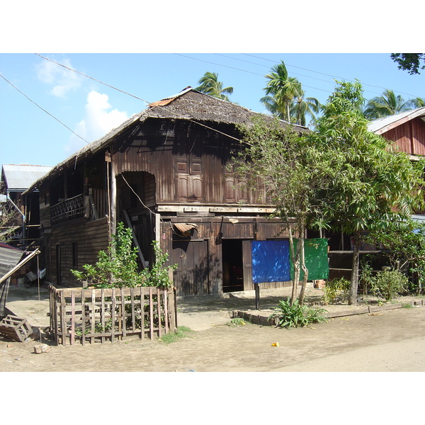Photo Birmanie (Myanmar) Myeik (Mergui) 2005-01 152