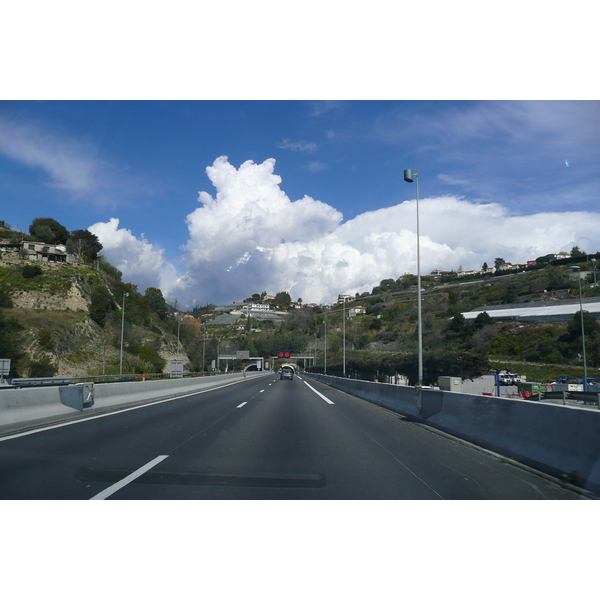 Photo France Côte d'Azur route de Nice à Menton 2008-03 54