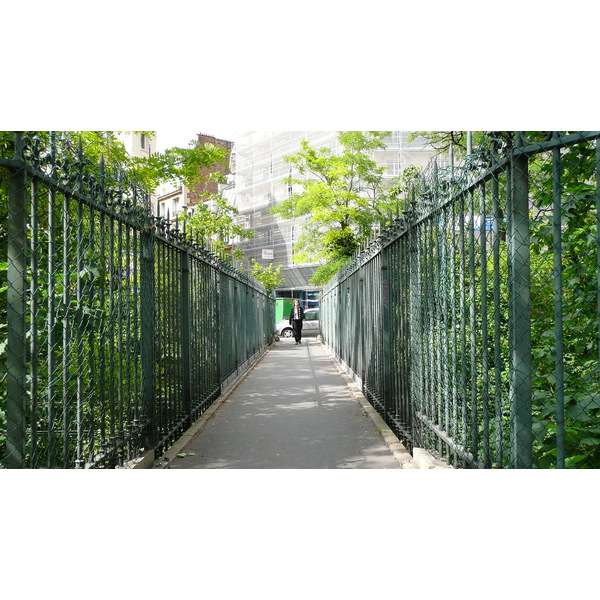 Photo France Paris 17eme Arrondissement Boulevard Péreire 2007-05 1