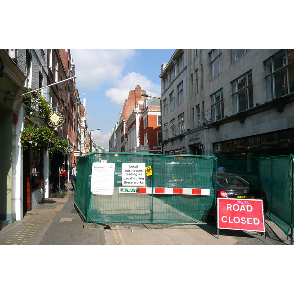Photo Royaume-Uni Londres Rue Wardour 2007-09 56