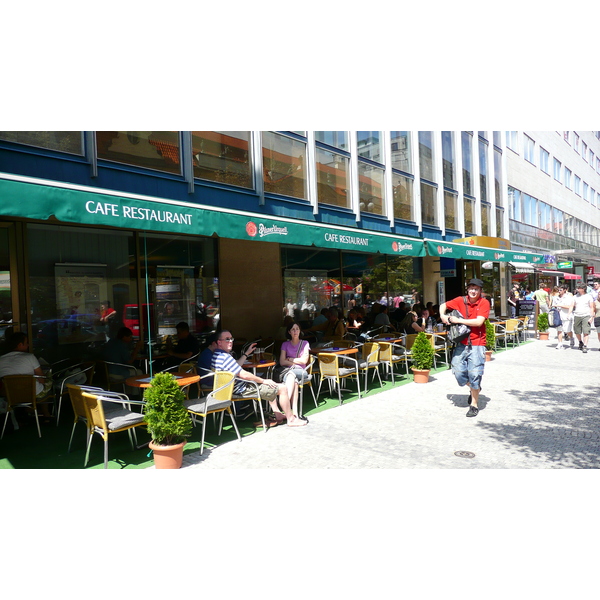 Photo République Tchèque Prague rue Na Prikope 2007-07 2