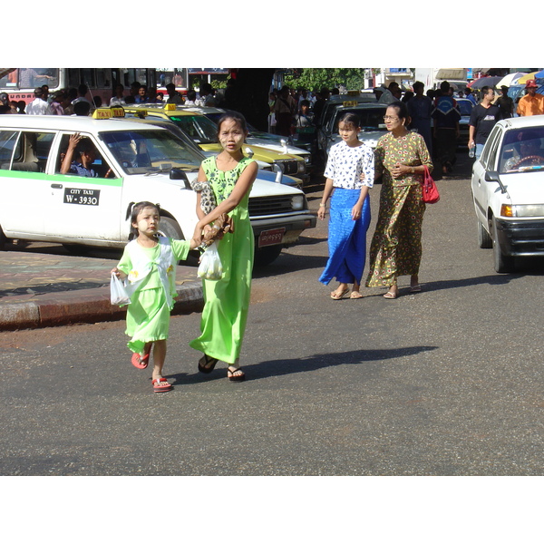 Photo Birmanie (Myanmar) Rangoun 2005-01 181