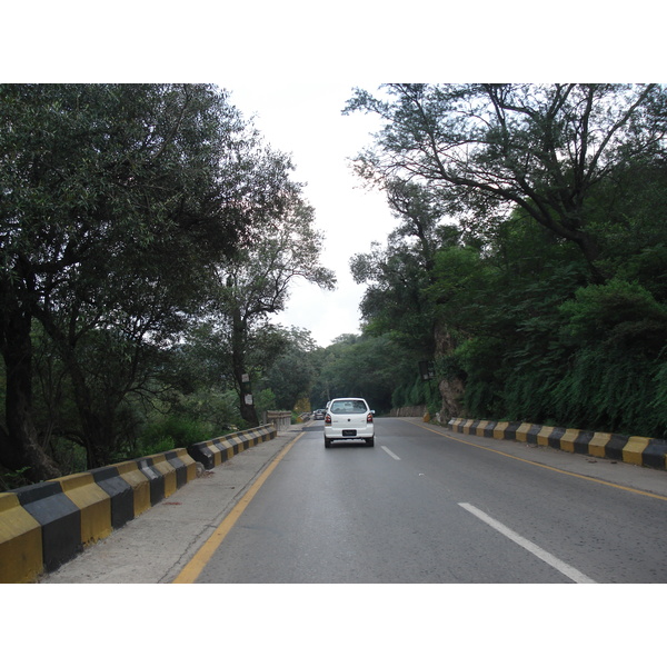 Photo Pakistan Route de Islamabad à Murree 2006-08 83