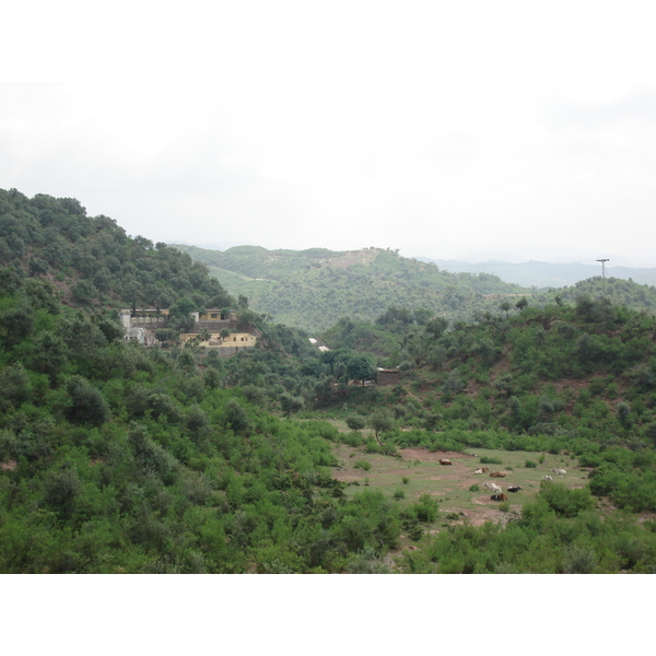 Photo Pakistan Route de Islamabad à Murree 2006-08 73