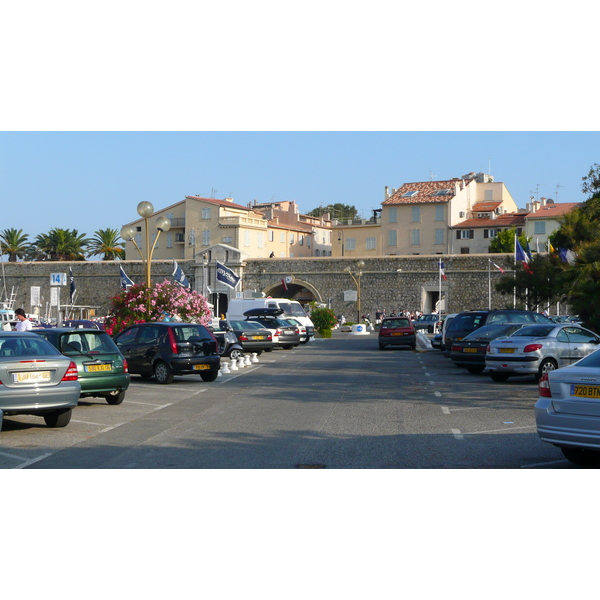 Photo France Antibes Port Vauban 2007-07 55