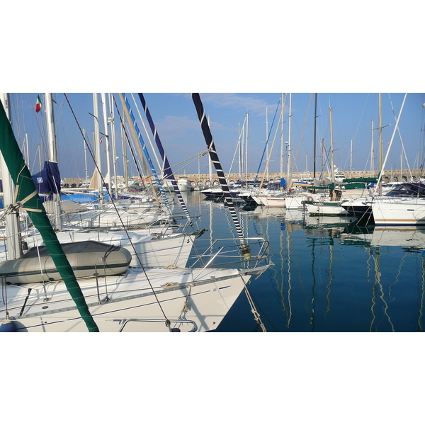 Photo France Antibes Port Vauban 2007-07 51