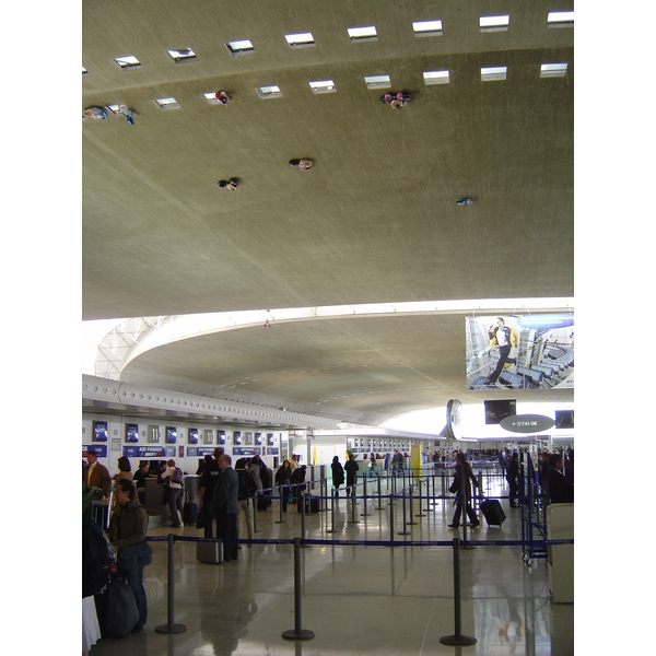 Photo France Aéroport Paris Charles de Gaulle 2005-04 3