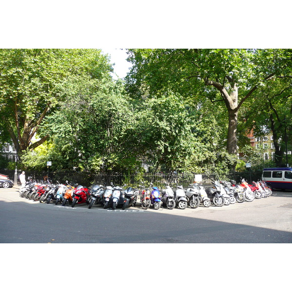 Photo Royaume-Uni Londres Soho Square 2007-09 60