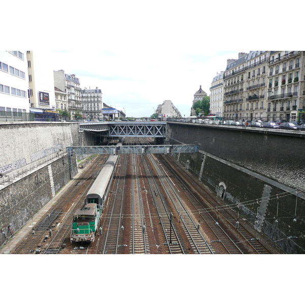 Photo France Paris Rue de Rome 2007-06 49