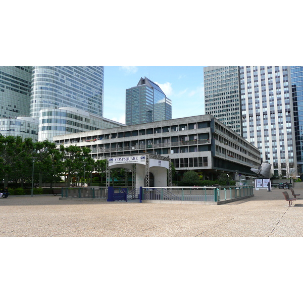 Photo France Paris La Defense 2007-05 184