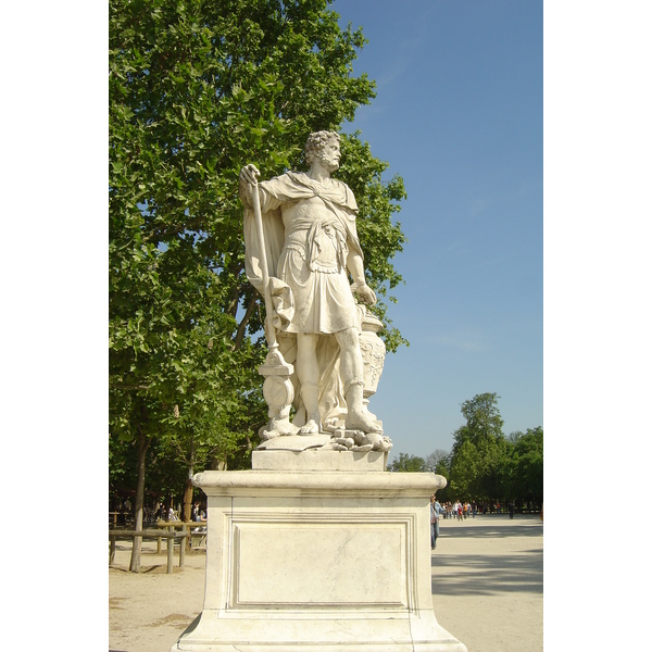 Photo France Paris Jardin des Tuileries 2007-05 101