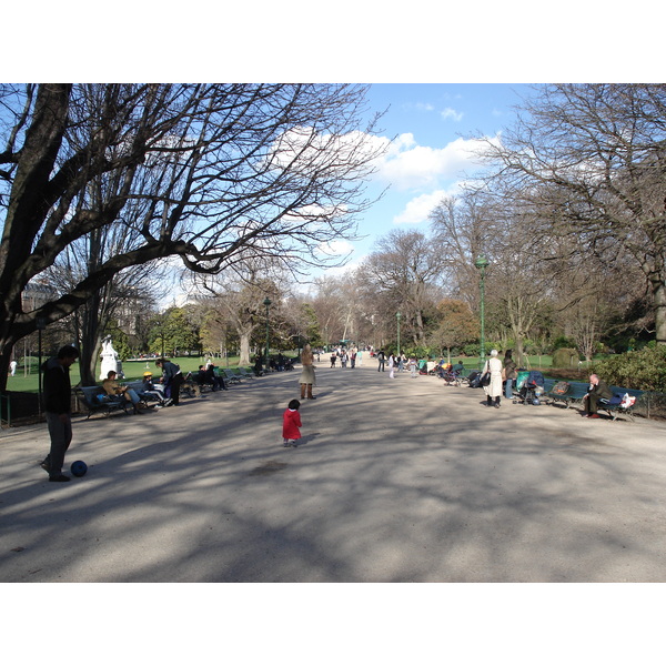 Photo France Paris 8eme Arrondissement Parc Monceau 2006-03 20