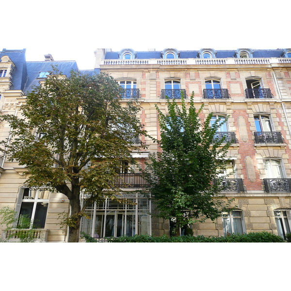 Photo France Paris 8eme Arrondissement Rue Rembrandt 2007-09 3