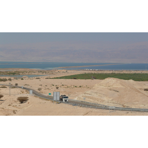 Photo Israel Route de Arad à la Mer Morte 2007-06 68