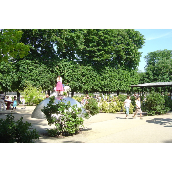 Photo France Paris Jardin des Tuileries 2007-05 24