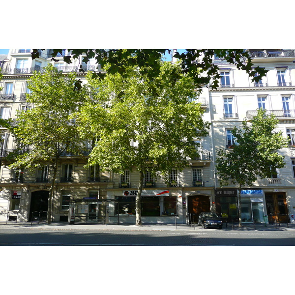 Photo France Paris Avenue de Friedland 2007-09 75
