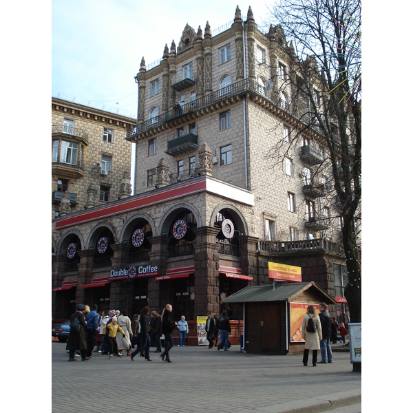 Photo Ukraine Kiev Rue Kreschatyk 2007-03 14
