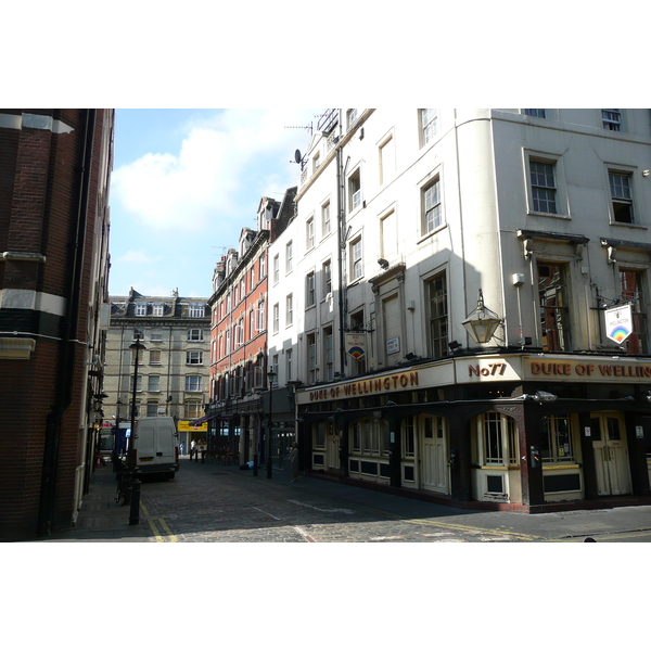 Photo Royaume-Uni Londres Rue Wardour 2007-09 46