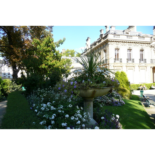 Photo France Paris Avenue de Friedland 2007-09 92