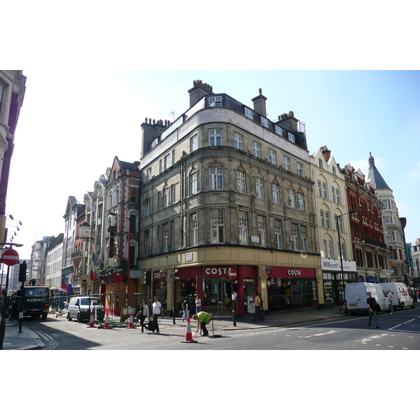 Photo Royaume-Uni Londres Rue Wardour 2007-09 37