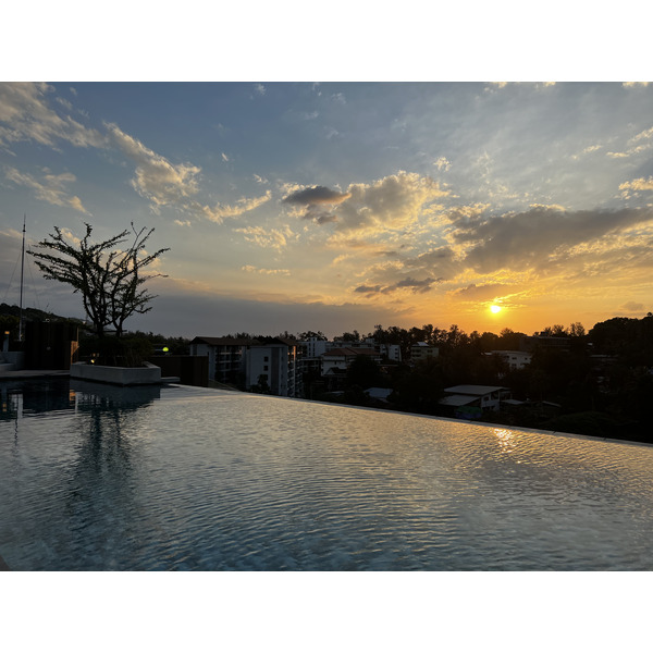 Photo Thaïlande Phuket Plage de Surin Hotel 6th Avenue 2021-12 0