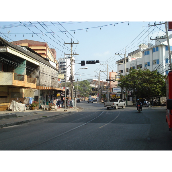 Photo Thaïlande Pattaya 2eme rue 2008-01 58